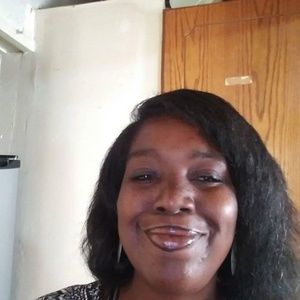 Meet your Posher, Yolanda